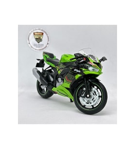 Ninja ZX-6R 1:12 Diecast Motosiklet Model – Lisanslı Metal Koleksiyon Oyuncak