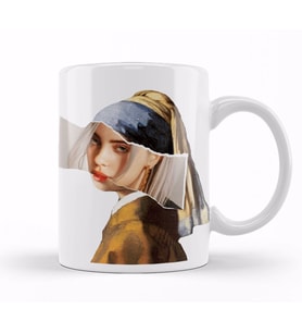 Billie Eilish İnci Küpeli Kız Kupa Bardak Porselen