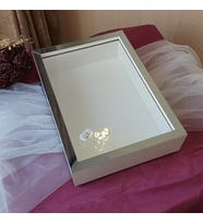 25X35 BEYAZ-FÜME LEDLİ DERİN ANI ÇERÇEVESİ- NİŞAN SÖZ GÜLLERİNİZ İÇİN ÇERÇEVELER
