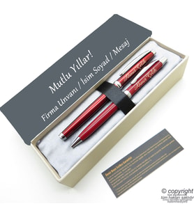 Scrikss İsme Özel Kalem Seti - Kırmızı Krom Roller Kalem + Tükenmez Set (Karışık)