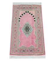 Pembe Çiçek Motifli Mihraplı Astarlı Şönil Seccade