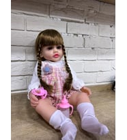 Örgülü Saçlı Elbiseli Biberon ve Emzikli Reborn Et Bebek - Aksesuarlı Oyuncak Bebek (45 cm)