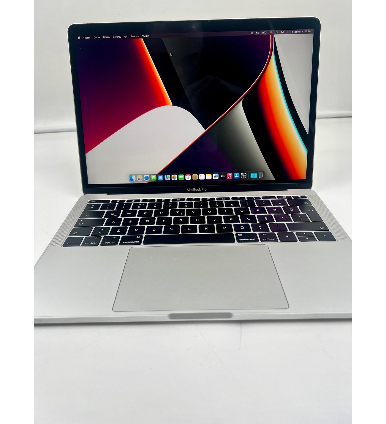 Apple MacBook Pro A1708 Emc 3164 Intel Core I5 13.3