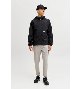Jack & Jones JCOCLUB Windbreaker Erkek Kapüşonlu Rüzgarlık Mont Hafif Yağmurluk (Siyah)