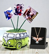 Size Özel Premium Hediye Seti Renkli Zümrüdü Anka Kuşu Kolye ve 3 Fotoğraflı Vosvos Saksı (Model 4)