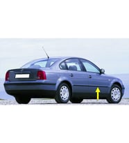 VW Passat B5 1997-2000 Sağ Ön Kapı Çıtası Siyah Plastik 3B0853516