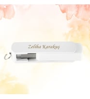 KİŞİYE ÖZEL İSİM BASKILI PLASTİK KUTULU USB BELLEK 32GB (Beyaz)