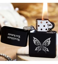 Kişiye Özel İsimli Benzinli Siyah Zippo Çakmak - Kelebek Baskılı