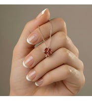 925 Ayar Gümüş Kişiye Özel 14 Ayar Altın Kaplama Rose Rengi Doğum Taşlı Yonca Kolye