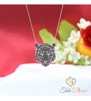 Siyah Taşlı Mineli Kaplan Gümüş Kolye