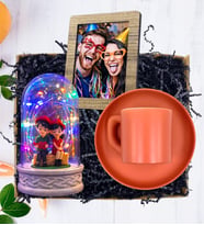 Size Özel Fotoğraflı Hediye Seti Turuncu Kahve Fincanı ve Renkli Led Işıklı Fanus (Model 2)