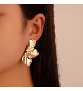 Özel Kutusunda Hediye Paketiyle Teodora Çiçek 316 L 18 K Altın Kaplama Vip Paslanmaz Renk Atmaz Garantili Çelik Küpe Hediye Küpe (Beyaz - Gold)