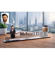 Kişiye Özel Avukat Karikatürlü 30 cm Ayna Pleksi Masaüstü İsimlik - Avukat Hediyesi Avukata ve Hukukçuya Hediye