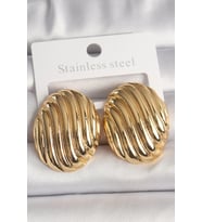 Pirinç Gold Renk İşlemeli Oval Model Kadın Küpe