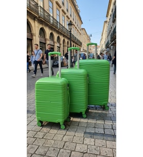LuxeGreen 3'lü Valiz Seti – Ultra Dayanıklı 360° Tekerlekli