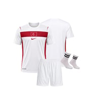 Türkiye 2026 Dünya Kupası Milli Takım 3'lü Çocuk Futbol Forma Seti ( Forma,şort ve çorap )