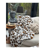 Peluş Örtü Kaymaz Koltuk Örtüsü Leopar Desenli Koltuk Örtüsü 200 X 75 Cm