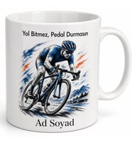 Bisikletçi Pedal Çeviren Kask Takan Rüzgara Karşı Yol Kupa Bardak Hediye