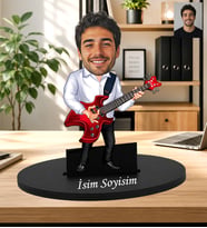 Kişiye Özel Gitarist Karikatür Biblo – Fotoğraflı Müzisyen Figürü Elektro Gitarist Karikatürlü Ahşap Biblo – Müzisyenlere Özel Masaüstü İsimlik Özel Müzisyen ve Gitarist Karikatür Biblo