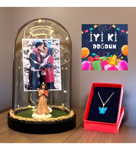 Doğum Günü Hediyesi - Kelebek Kolyeli, Led Işıklı, Biblolu ve Fotoğraflı Fanus FA2
