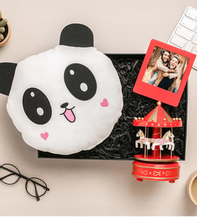 Kişiye Özel Fotoğraflı Çerçeve,Melodili Atlı Karınca Ve Panda Yastık Hediye Seti (STD)