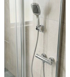 Siyah Duş Başlığı Seti Spiral Hortumlu El Duşu ve Duvar Askısı Banyo Seti