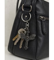 Gotik Siyah Melek Kuru Kafa Detaylı Haç Figürlü Metal Anahtarlık Unisex