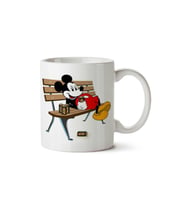 Mickey Mouse Drinking Star Wars Beer iki Tarafı Baskılı Kupa Bardak