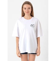 Gran Turismo Concept Beyaz Kadın Oversize Tshirt