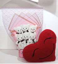 Peluş Buket ve Peluş Kalp Yastık Birlikte Konsept Hediye