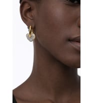 Kalp Figürlü Taşlı Altın Renk Kadın Küpe (Stainless Steel) (Gold)