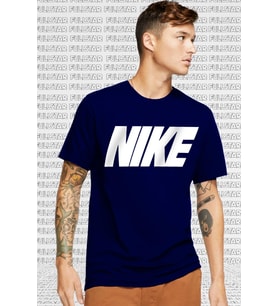 Nike Italic Graphic Logo Erkek Lacivert Bisiklet Yaka Kısa Kollu Tişört