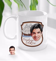 BK Gift Kişiye Özel İsimli Gemi ve Erkek Yüz Karikatürlü Beyaz Kupa Bardak-1
