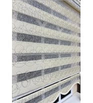 Zebra Stor Nakışlı Krem Etek Dilimli ST 122