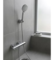 Northcity 4 Kademeli Krem Duş Başlığı ve Spiral Hortumlu Banyo Seti