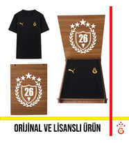 Galatasaray Lisanslı Puma Logo ve Armalı Siyah 26 Şampiyonluk Ahşap Kutulu T-Shirt 78290711