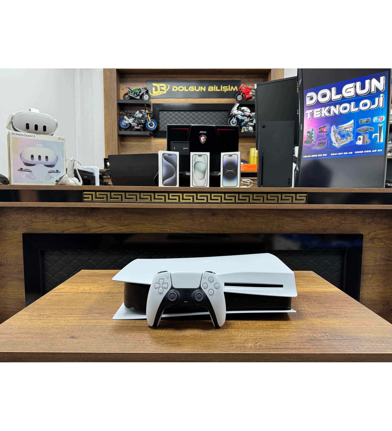 Sony PlayStation 5 Standart Edition CD'li 825 GB Tek Kol