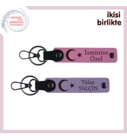 Sevgiline Ömürlük Hatıra – Ay Yıldızlı, Kişiselleştirilebilir Deri Anahtarlık Seti, Pembe-Mor