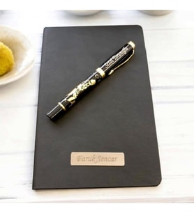 Kişiye Özel Cizgili Defter ve Atatürk Kabartmalı Kalem (Siyah)