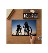 Gün Batımında Bisiklet Süren Çift Tasarımı 240 parça Ahşap Puzzle Ahşap Kutuda MP00400