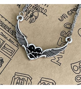 dukkandesign Angel Wings Siyah Kalp Kolye