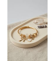 Fiyonk Charmlı Beyaz Renk Gold Bileklik TJ-BB8710