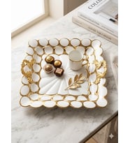 Lüks Beyaz Gold Detaylı Kare Sunum Tepsisi - 30 cm