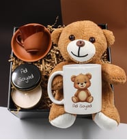Kişiye Özel Kupa Bardak & Peluş Ayıcık & Metal Kutulu Mum & Toprak Fincan Hediye Seti