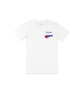 Slovakya Haritalı ve Bayraklı Cep Logo Tasarımlı Beyaz Tişört