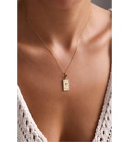Taşlı Yıldız Heritage Dikdörtgen Kilitli Charm Kolye