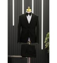 Slimfit (Skinny Kesim) Desenli Sivri Sabit Yaka Yelekli Papyonlu Smokin Takım Elbise (Siyah)