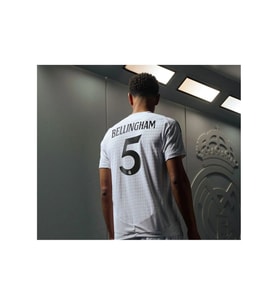 Real Madrid Bellingham 24/25 Sezon Beyaz 5 Numara Yetişkin Forması