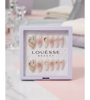 Louésse Golden Blush Bridal Takma Tırnak Seti 12’li Taşlı & Zarif Gelin Tırnak Modeli