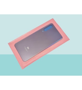 Xiaomi Mİ 9SE Uyumlu Arka Kapak Batarya Kapağı - MOR